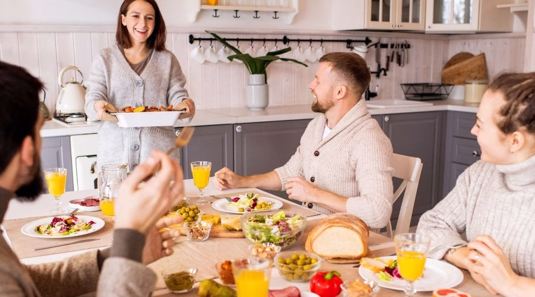 How to Clean House Before Guests Arrive: A Professional Cleaning Checklist