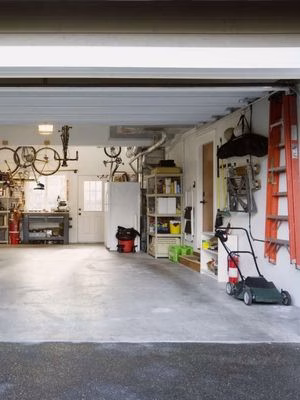 A clean garage that has recently been organized by Keepsake PCO.